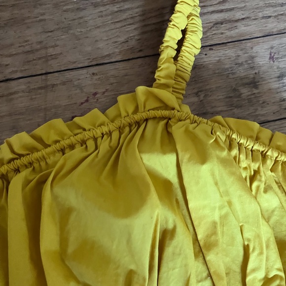 🌼Ruffle Trim Crop Tank 🌼 - Picture 9 of 9